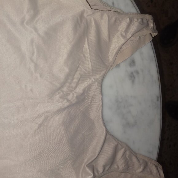 Vanity Fair Camisole Medium Beige - Picture 3 of 5